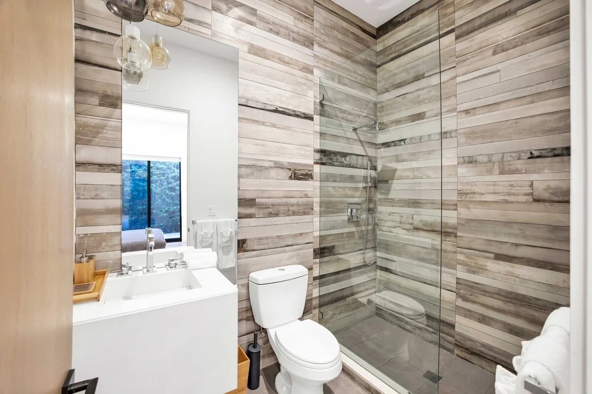 Modern 5BR Home w/Pool – Walk to The Grove & LACMA