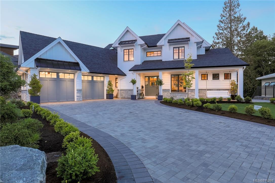 2018 Pebble Dr
