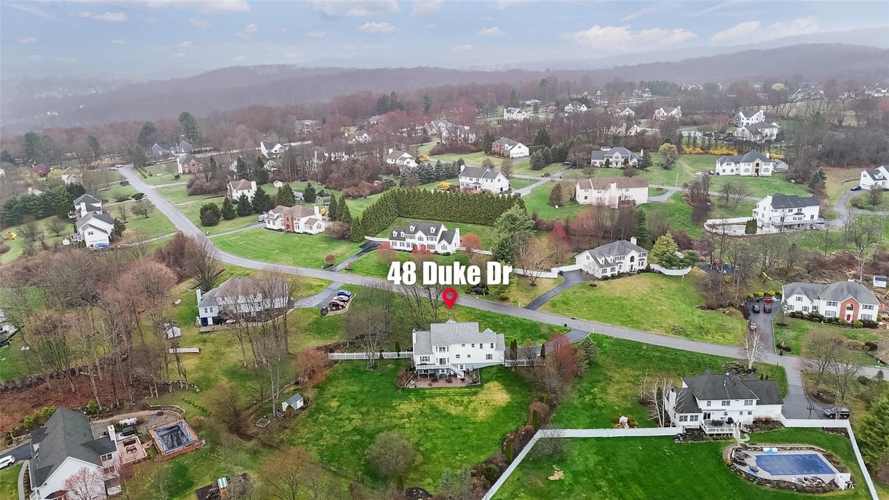 48 Duke Drive