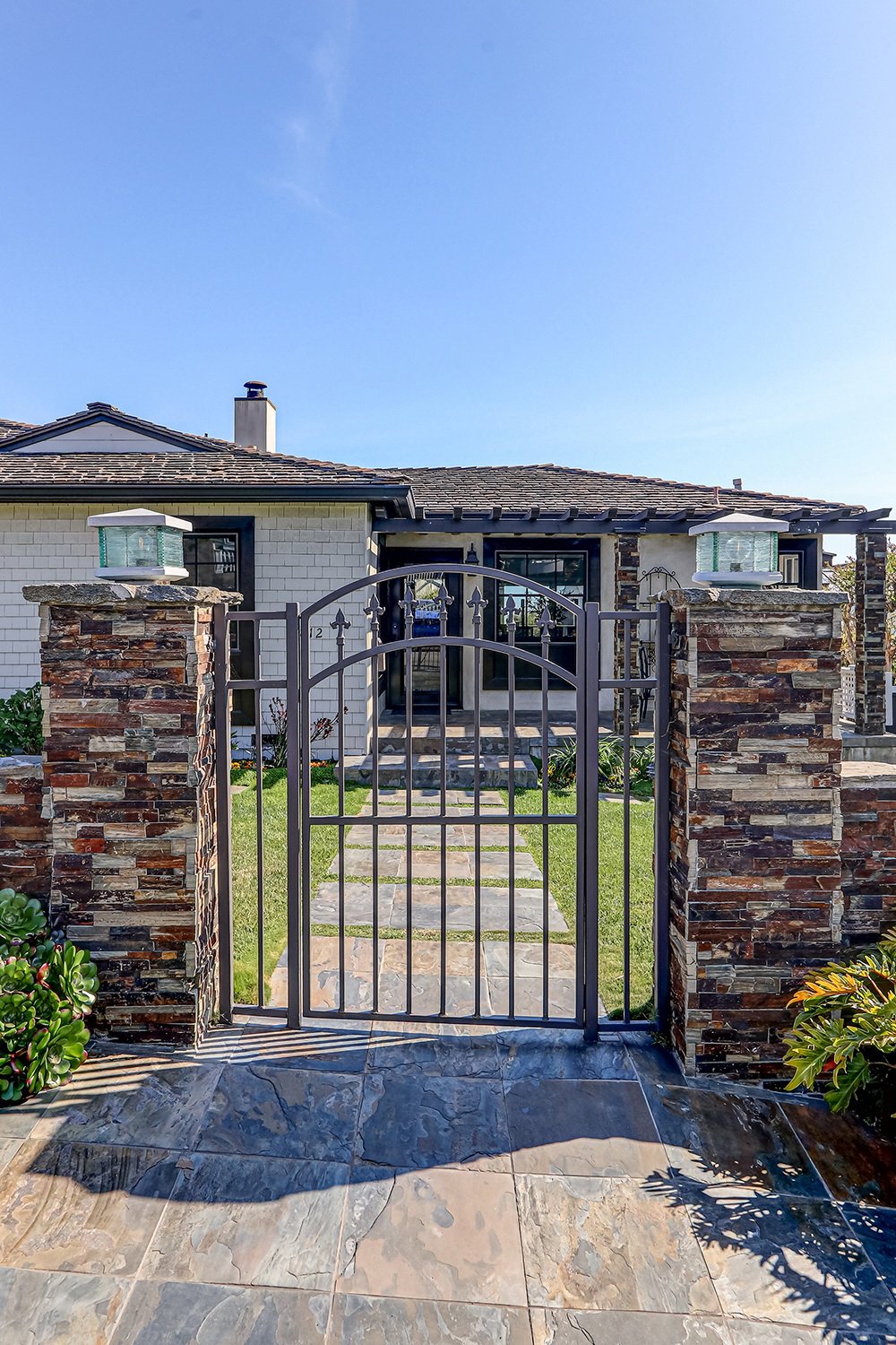 Hill Section View Home