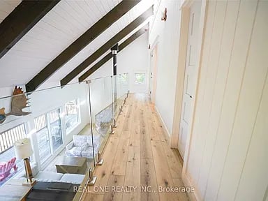 1 Muskoka Estates Rd