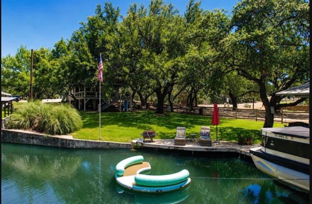 Turnkey Lake LBJ Lake House Under $1M | Granite Shoals, Texas Home Tour