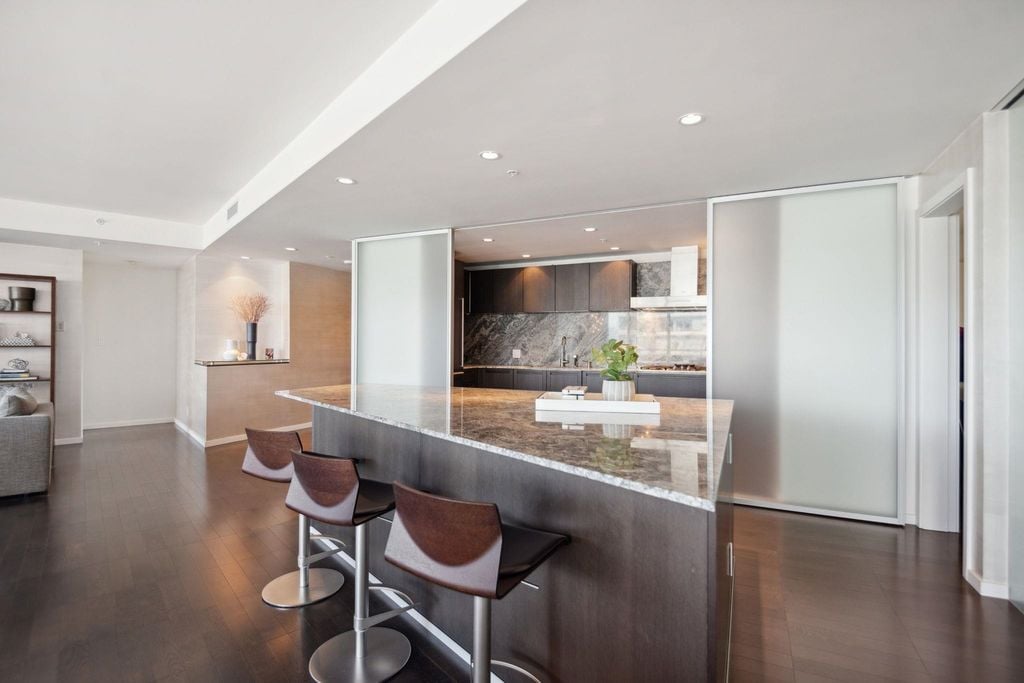 1011 W Cordova St, #3606