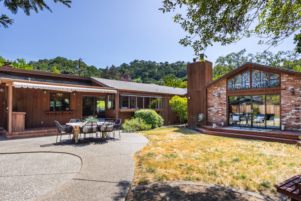 216 Castle Glen Rd