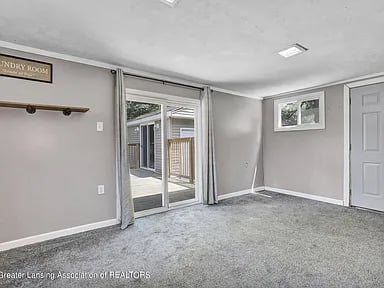 610 W Willoughby Rd