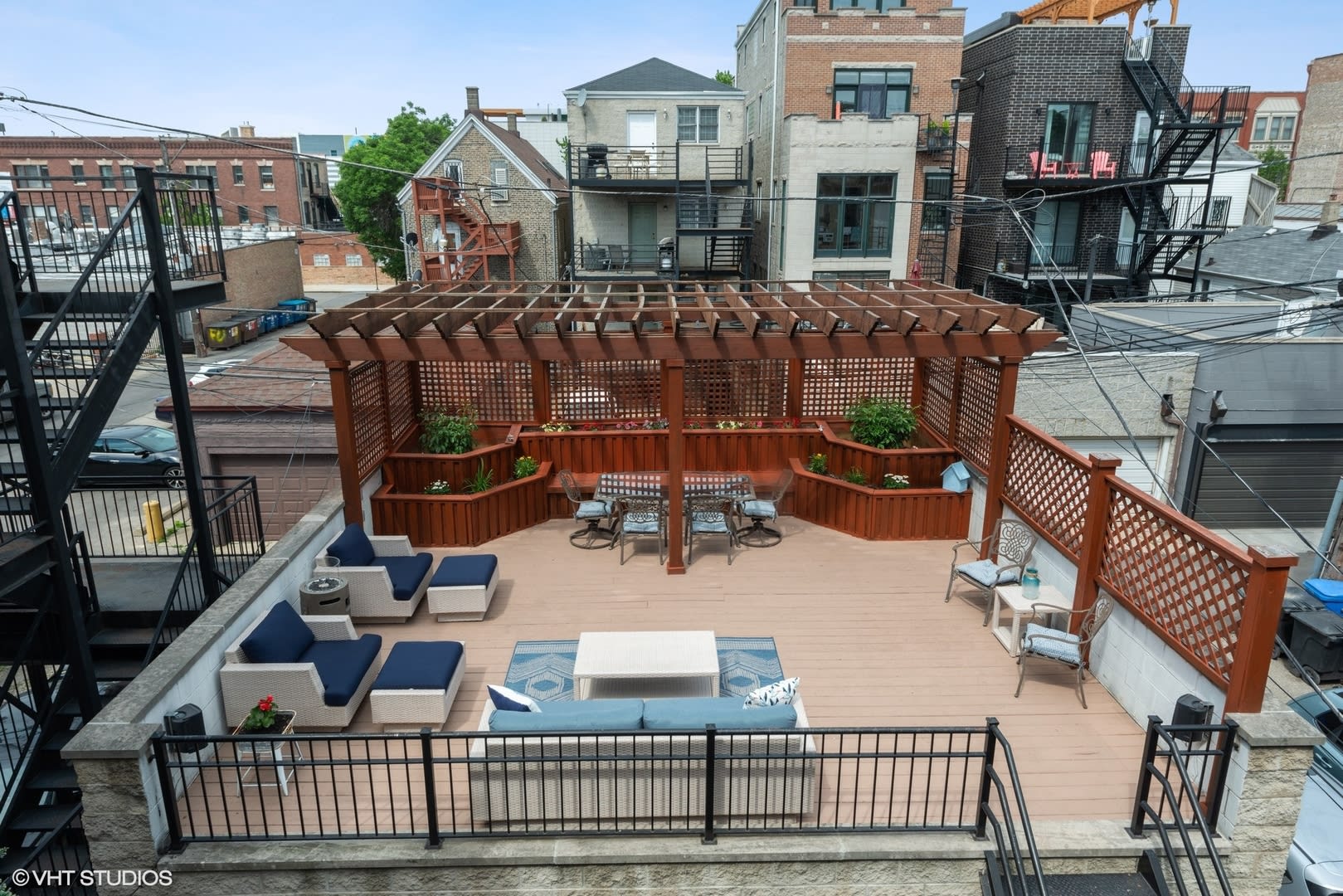 820 N Hermitage