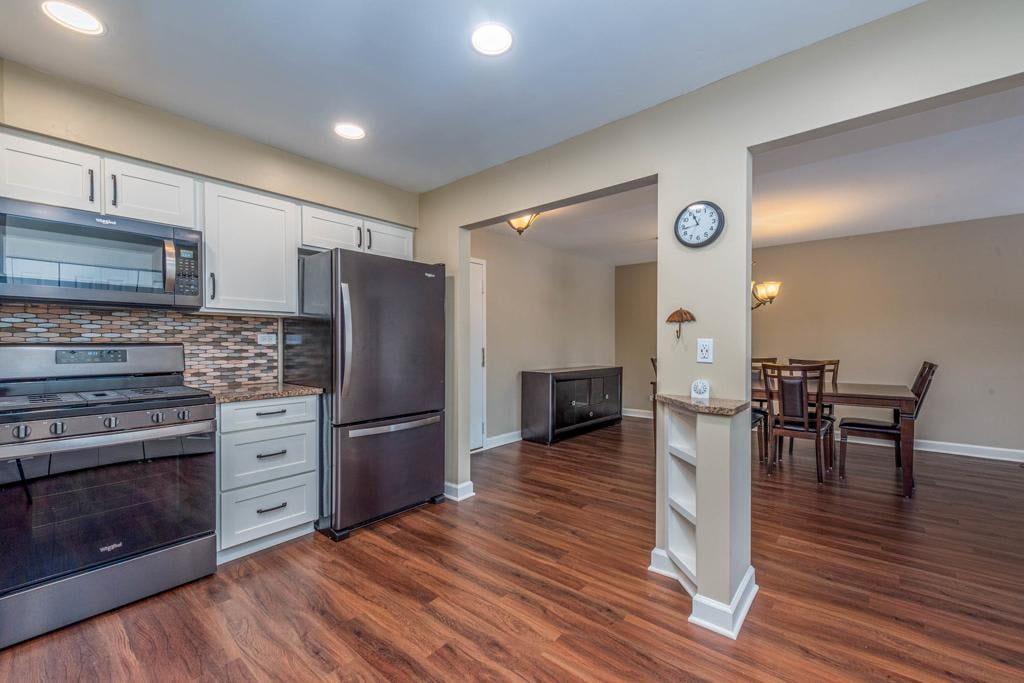 900 E Wilmette Road #302