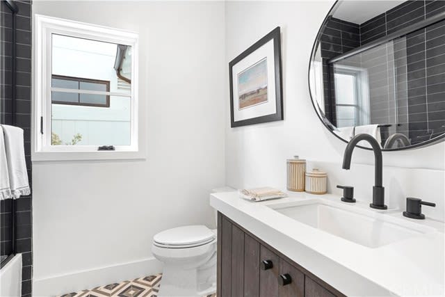 417 Holmwood, Newport Beach