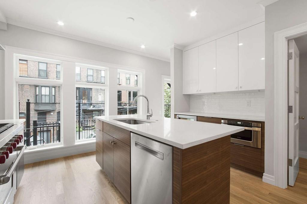 107 Pembroke Street, Unit 1