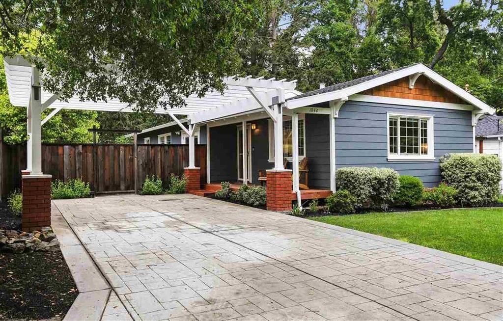 1042 Sunnybrook Dr ~ Upper Happy Valley