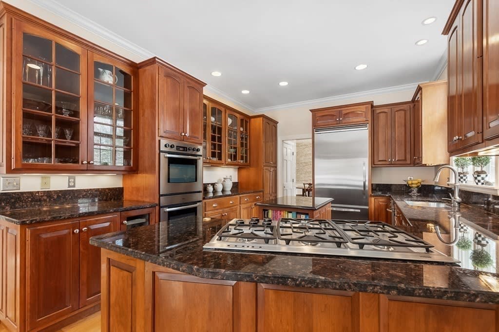 853 Strawberry Hill Road