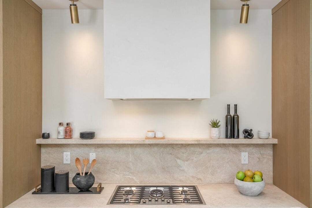 Windmere Crest, Dorrington Ave, 90048