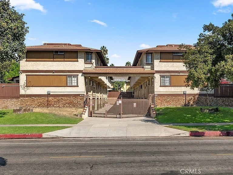 973 E Villa St, #1