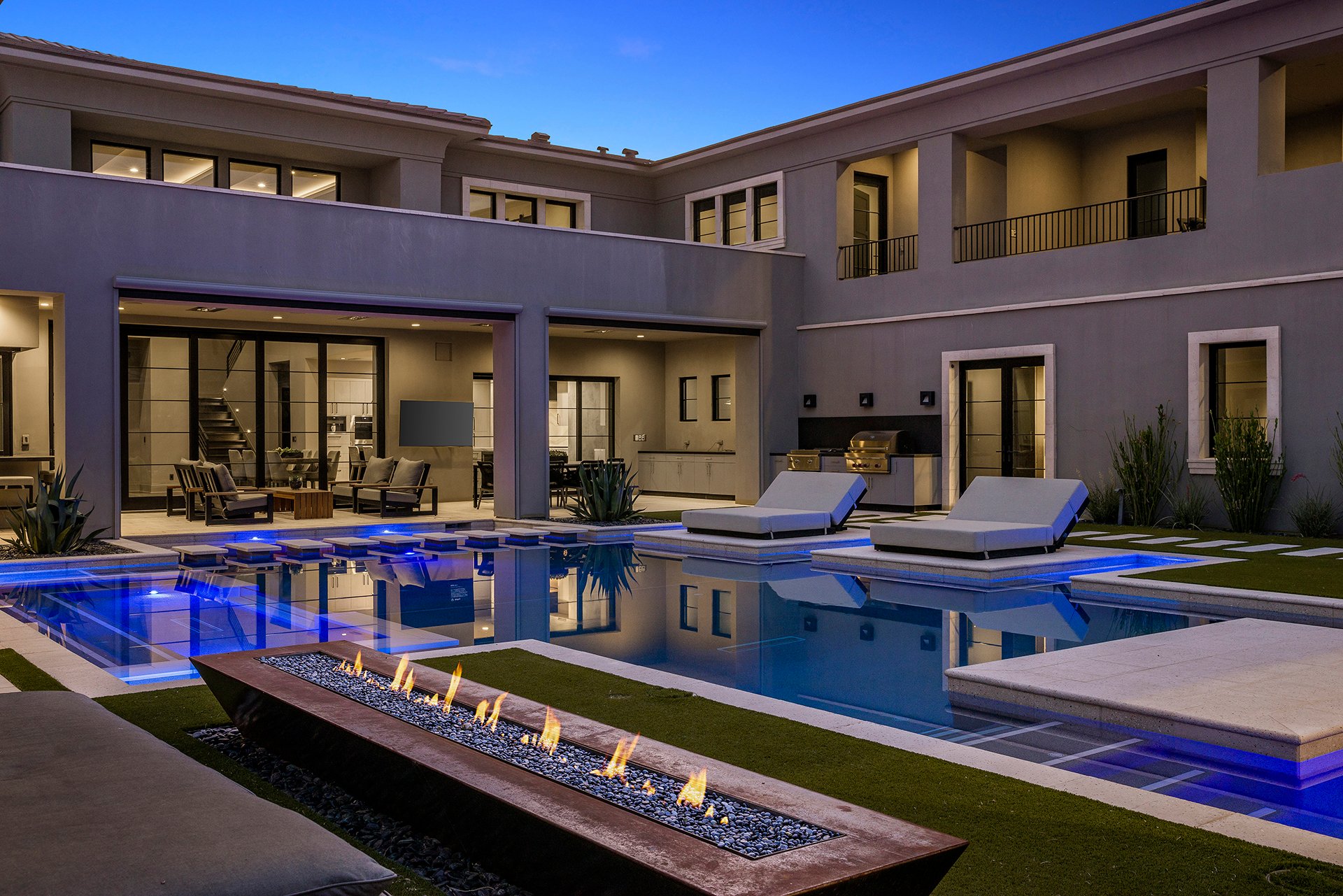 10110 E Siesta Lane