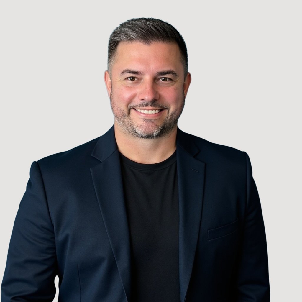 AJ Porter Burien, Normandy Park, and Three Tree Point, WA Real Estate Agent Headshot