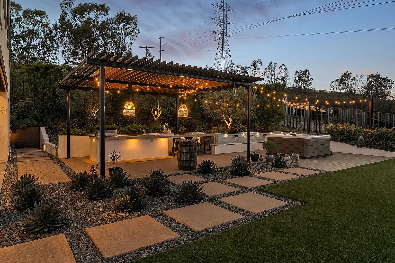 3947 Rancho Summit Dr