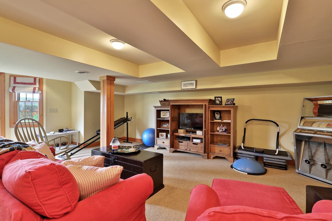 368 Maple Hill Rd