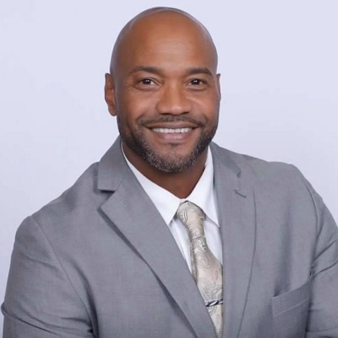 Lewis Sanders III Tracy, CA Real Estate Agent Headshot