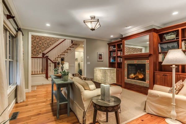 7 Worthen Rd