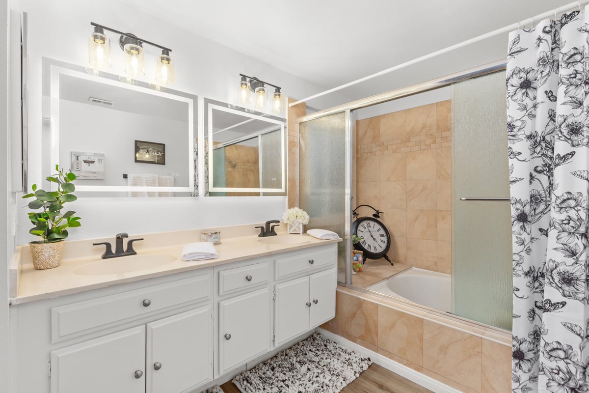 150 S Stonebrook Drive #2
