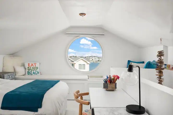 #38 Stunning Colonial