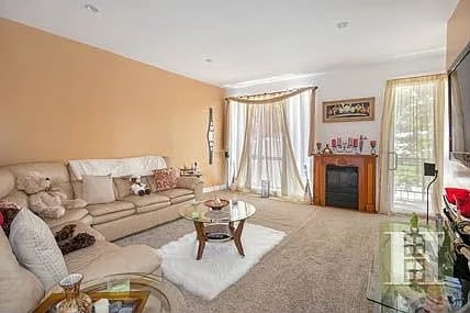 1748 Dean St	Unit: 48C