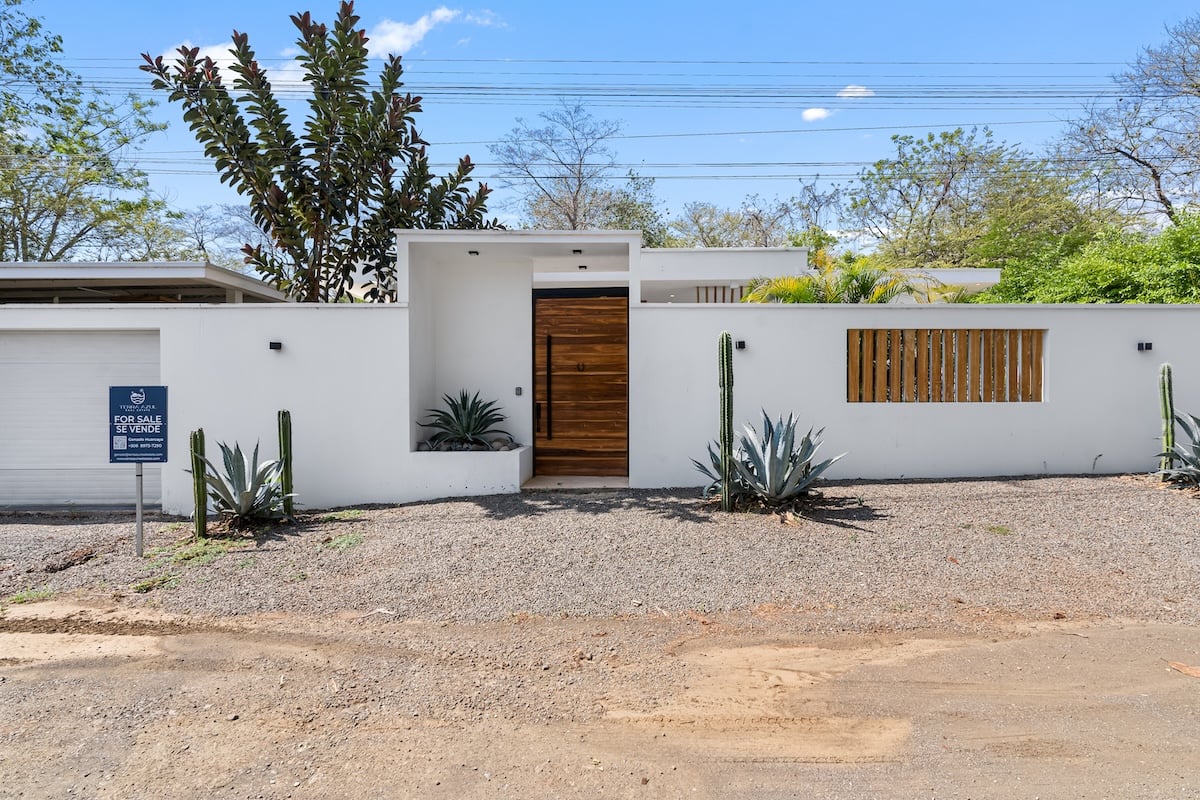 Casa Irie | Modern Home in Playa Grande Costa Rica Near the Beach