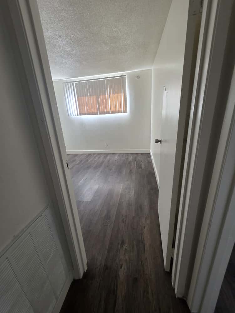 1121 East Desert Inn Road #1