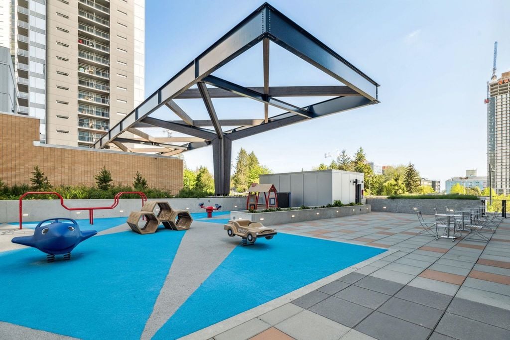 13615 Fraser Hwy, #1608