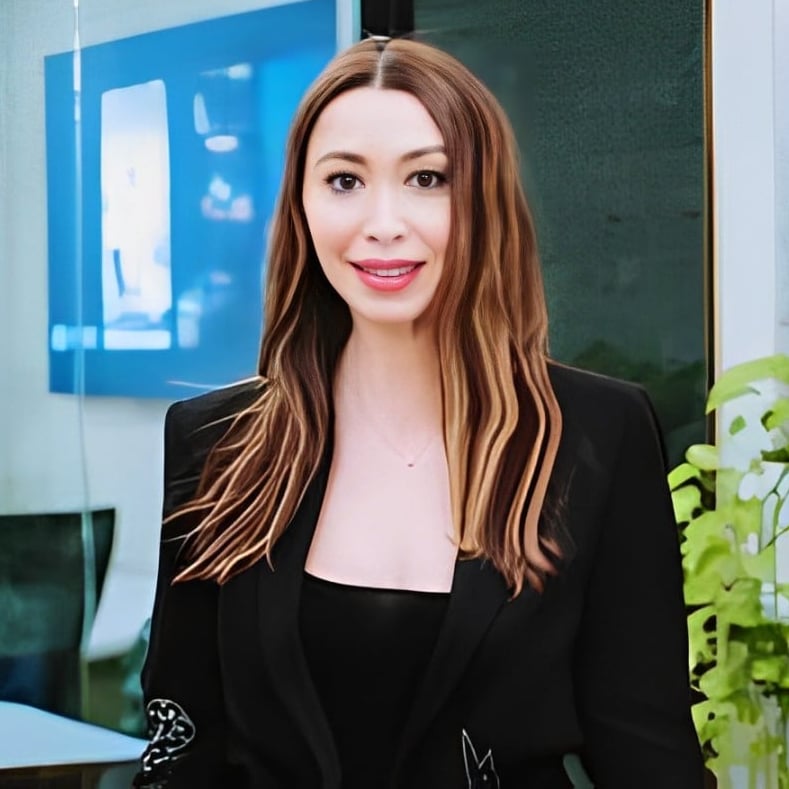 Kristine Misakyants New York, NY Real Estate Agent Headshot