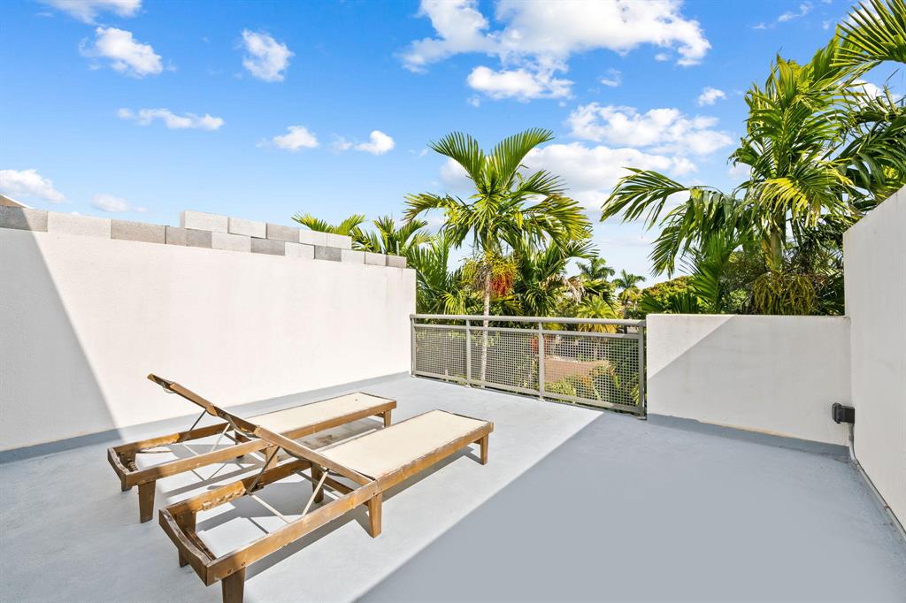 830 NE 19th Ave, Fort Lauderdale, Florida 33304