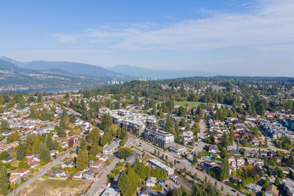 700 Clarke Rd, #502