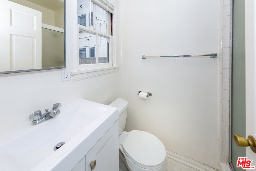 852 N Formosa Ave