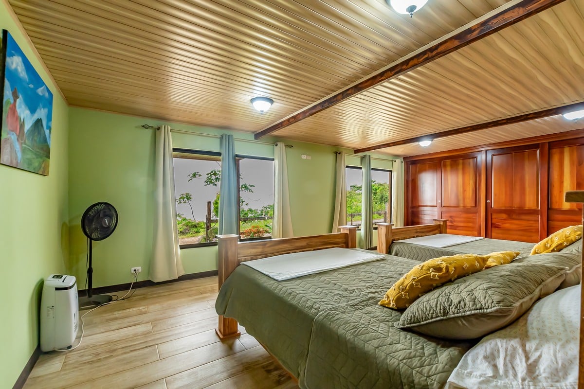 1.8 ACRES – 4 Bedroom Panoramic Ocean & Mountain View Paradise Home Tucked Away in Complete Privacy With Tropical Gardens & Fruit Trees!!!