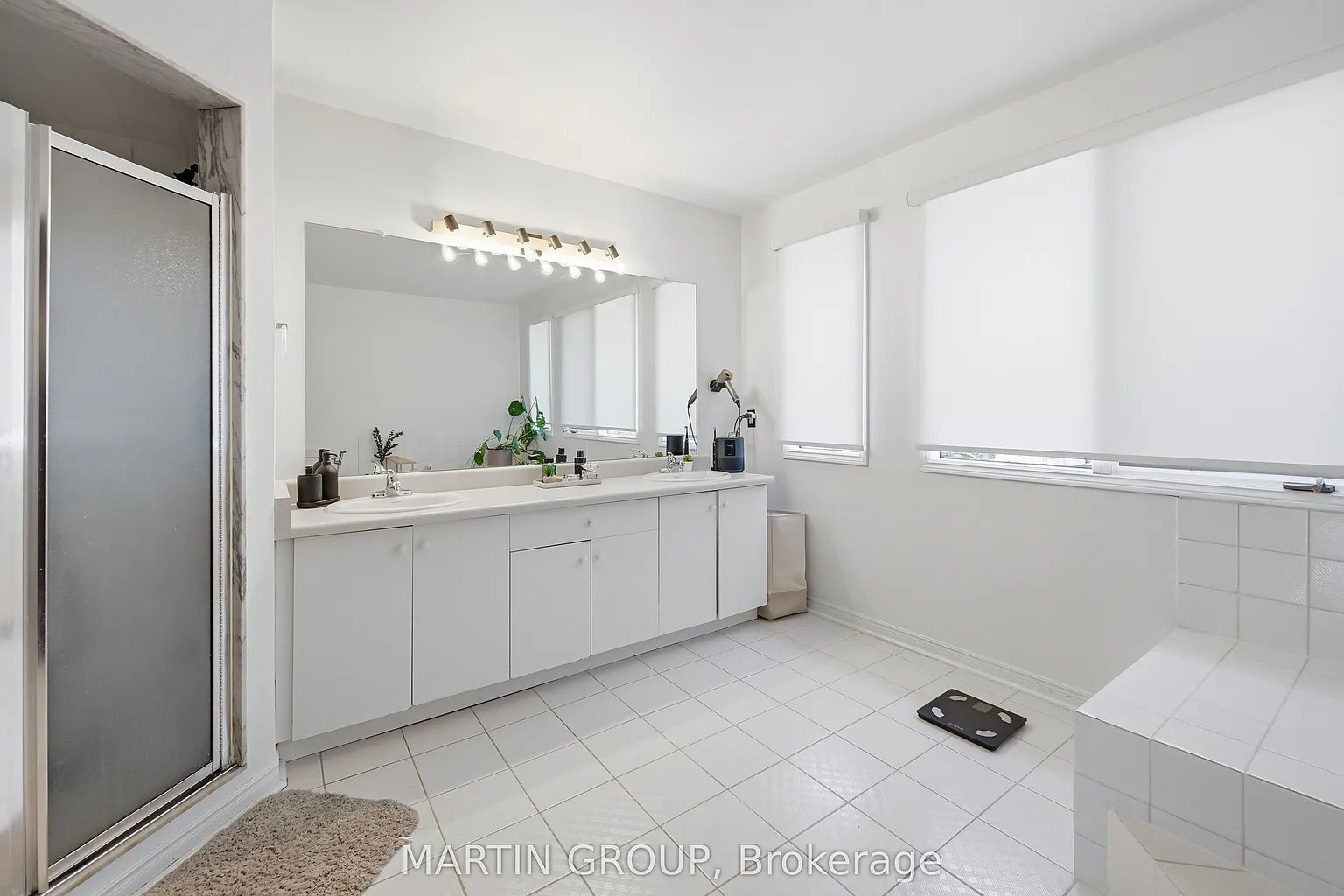 376 Carrier Ln