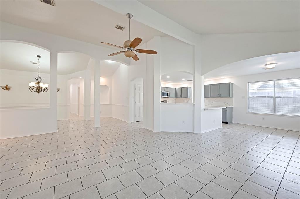 6022 Villa Hills Dr