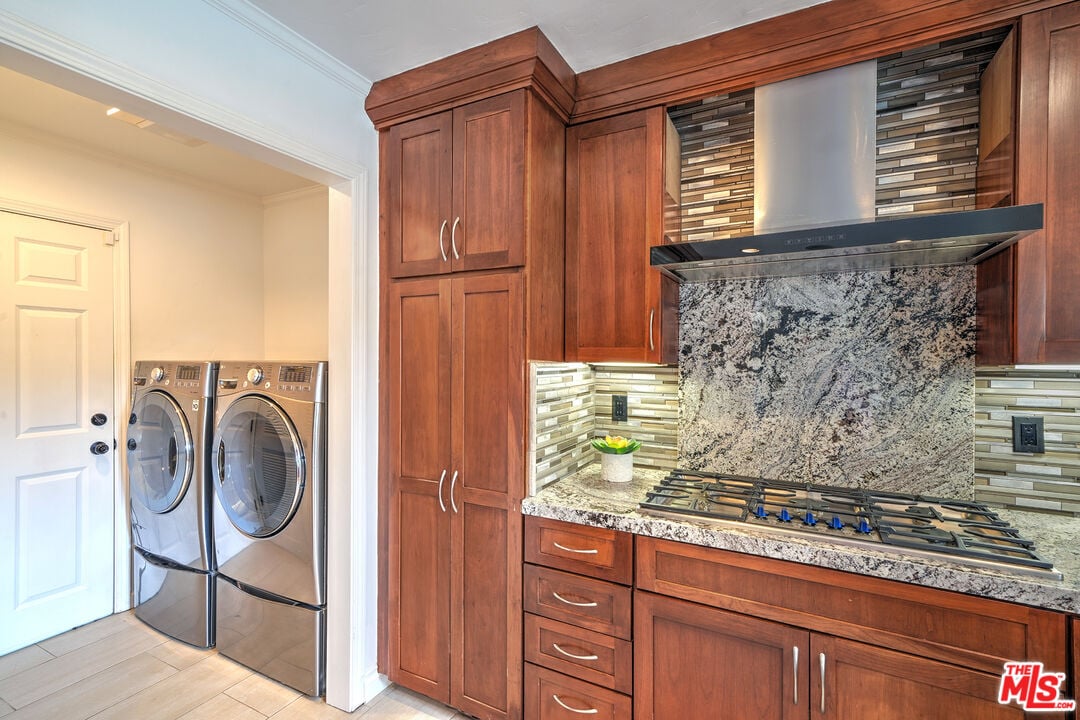 Vireon Crest, Morning View Dr, 90265