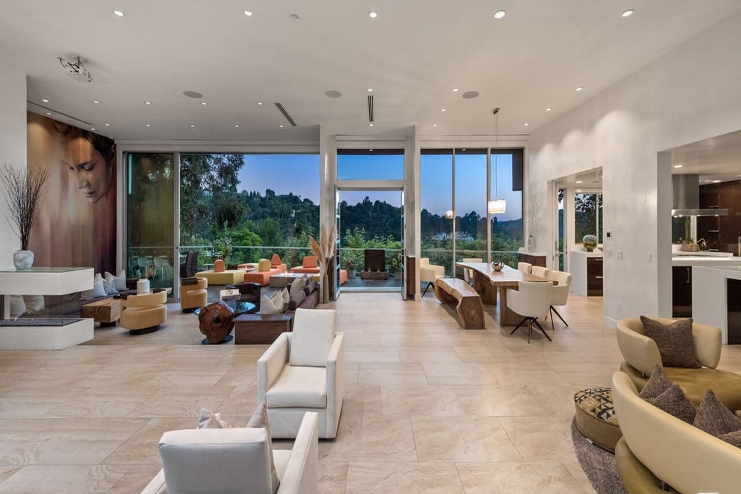 View Opulent