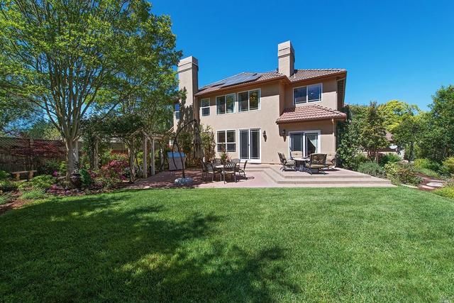 1826 MAIDEN LN