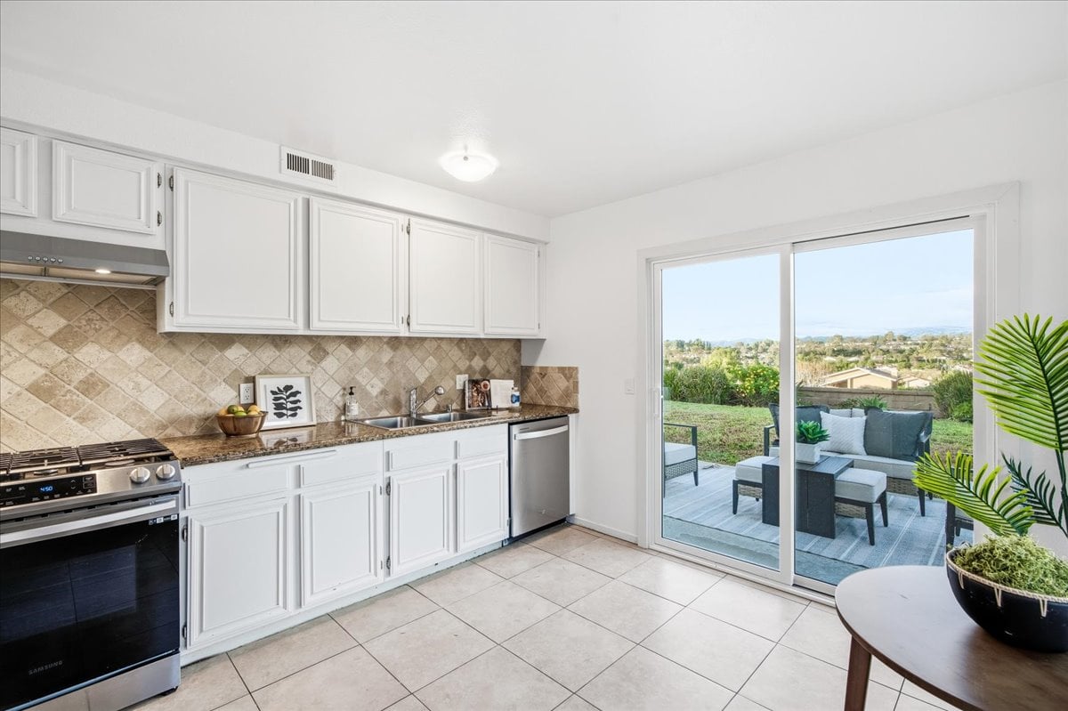 28501 Botorrita, Mission Viejo, CA 92692