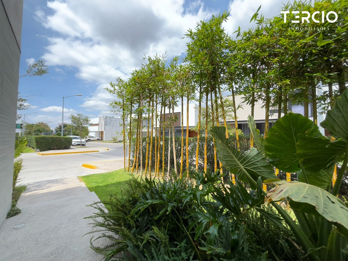 CASA EN VENTA BAJIO HÁBITAT $10'990,000.00 MN