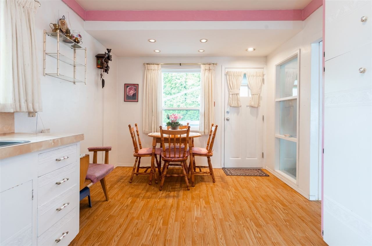 1332 W 58th Ave