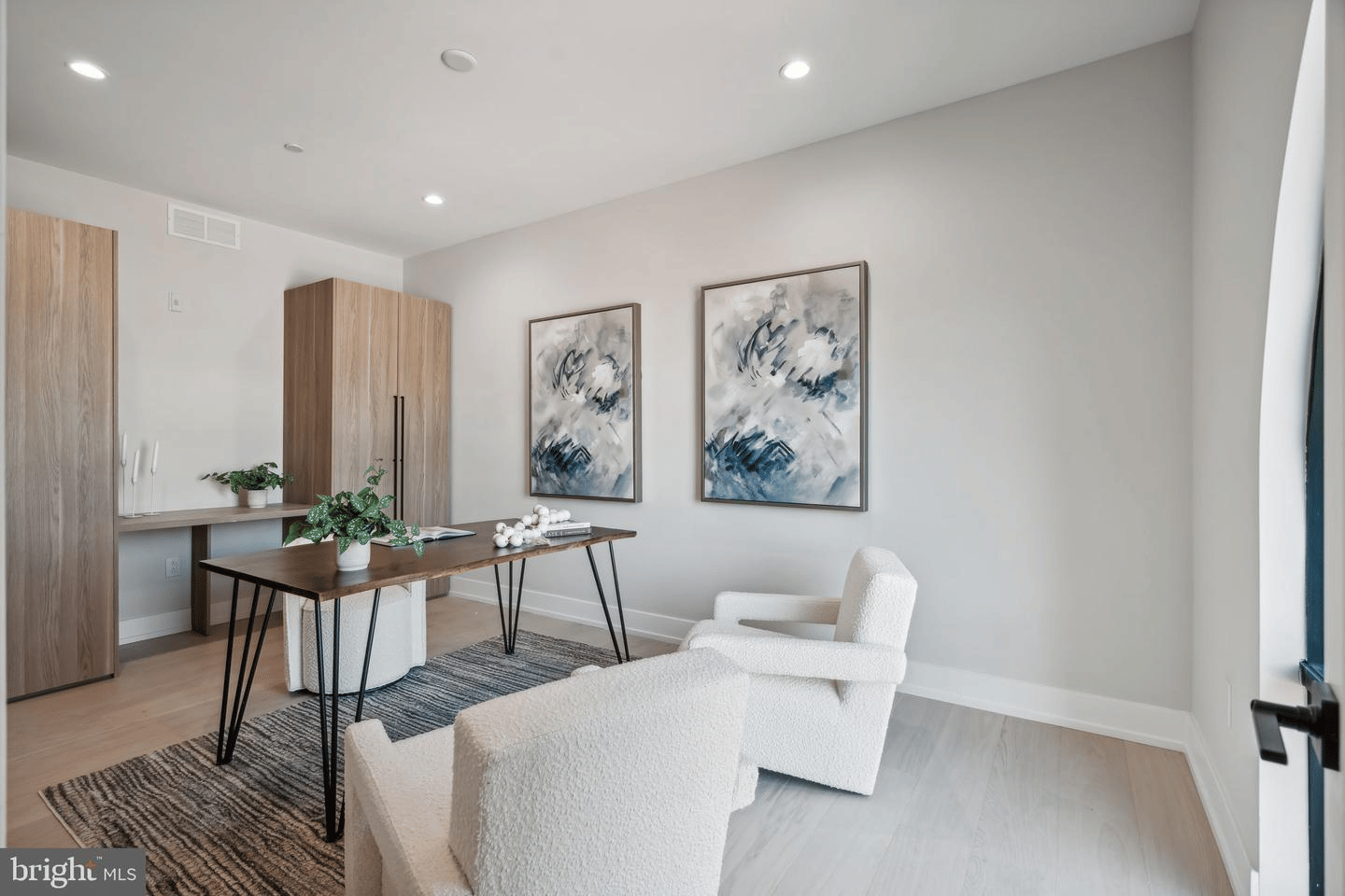 160-64 N 2nd St #601, Philadelphia, PA 19106
