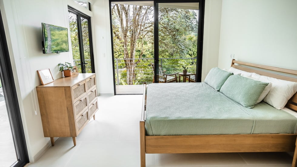Luxury Riverfront Residence in Playa Dominical Walk to the Beach