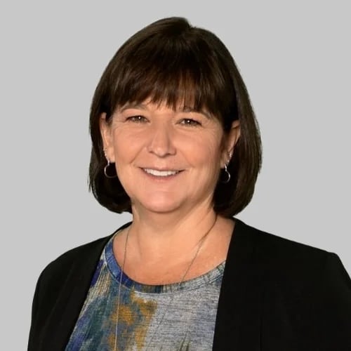 Gail Perkins Kent, WA Real Estate Operations Manager Headshot