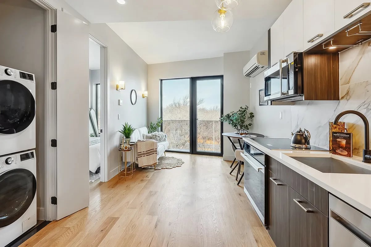 1890 Pelham Parkway South #4A