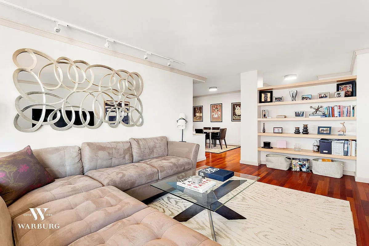 400 East 56th St, #26J