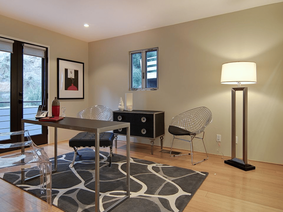 2158 Sunset Plaza Dr