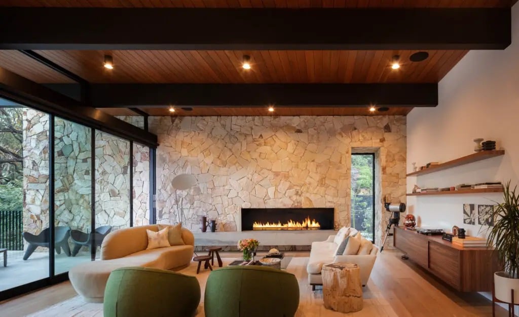 This Sustainable Home Pays Homage to The Midcentury Modern Aesthetics