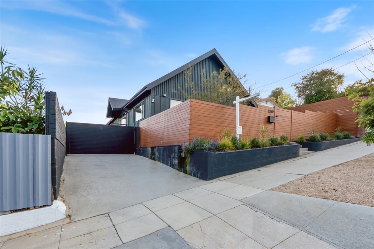 2240 EWING STREET